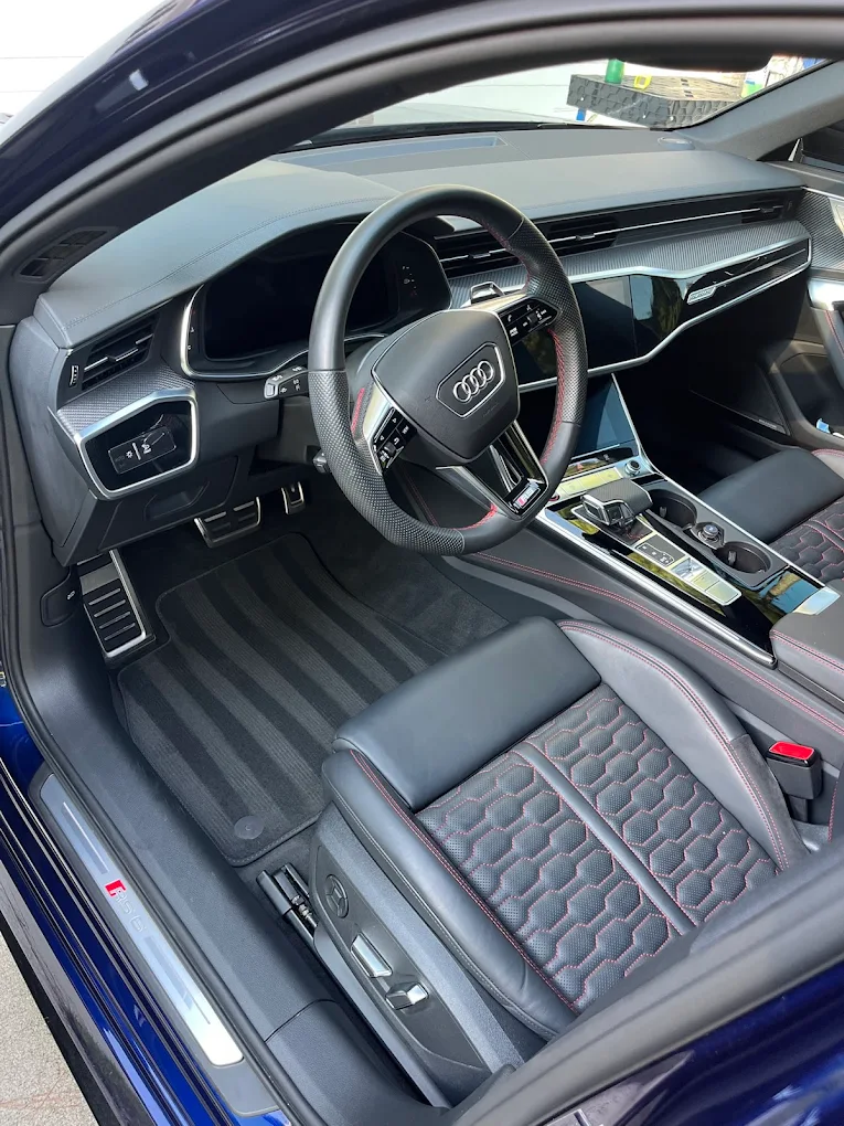 Detailed Audi RS interior
