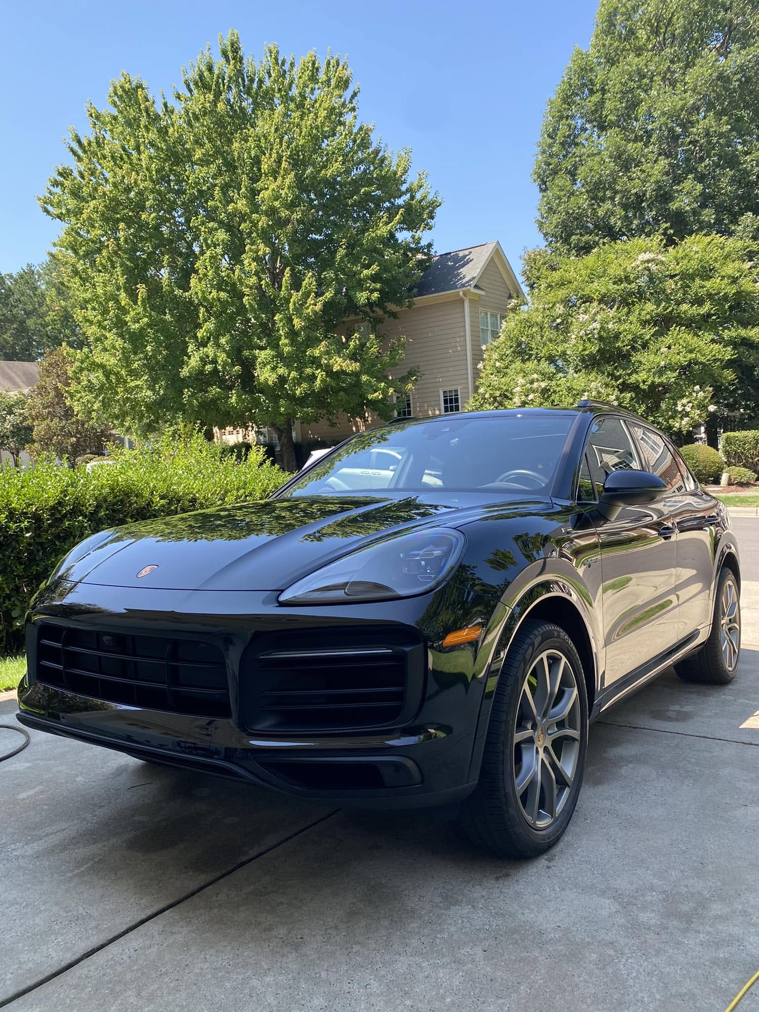 Freshly detailed black Porsche Cayenne